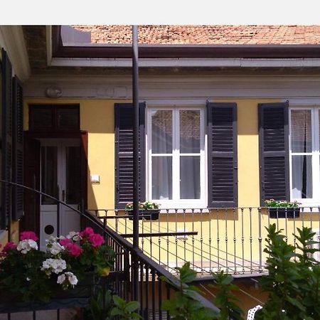 Beautiful Bohemian Apartment In Center Conditioned Air Комо Екстер'єр фото