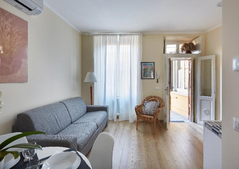 Beautiful Bohemian Apartment In Center Conditioned Air Комо Екстер'єр фото