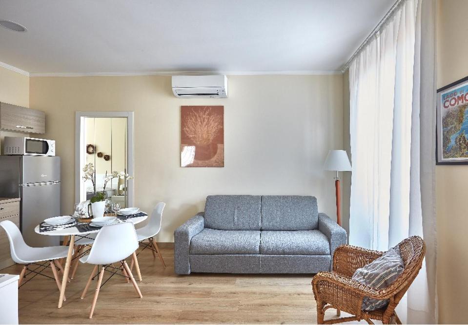 Beautiful Bohemian Apartment In Center Conditioned Air Комо Екстер'єр фото