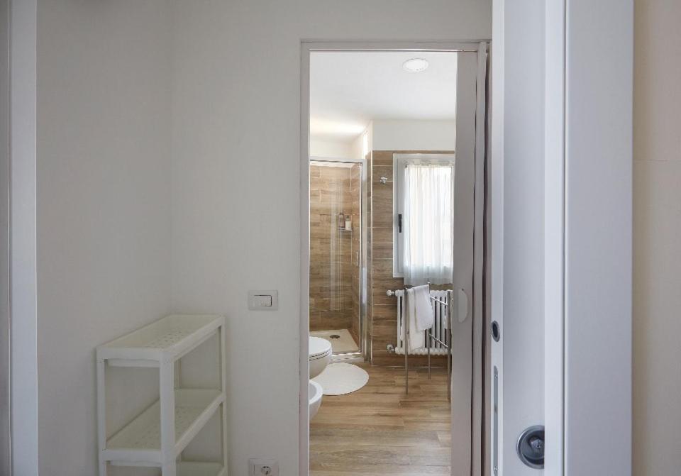 Beautiful Bohemian Apartment In Center Conditioned Air Комо Екстер'єр фото