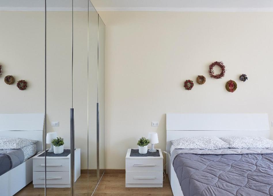 Beautiful Bohemian Apartment In Center Conditioned Air Комо Екстер'єр фото